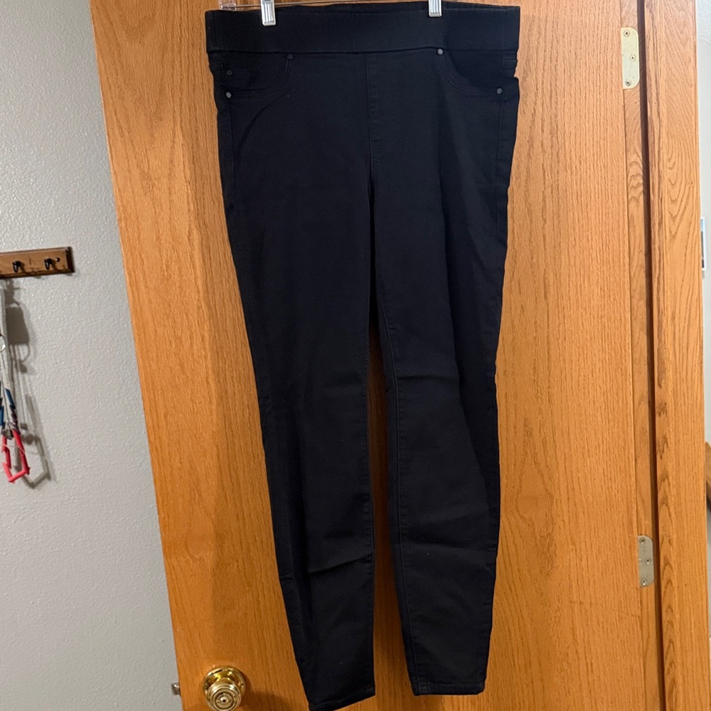 Liverpool Women's Black Jeggings
